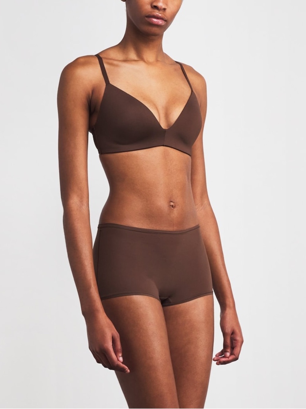 SKIMS Chocolate Wireless tshirt bra